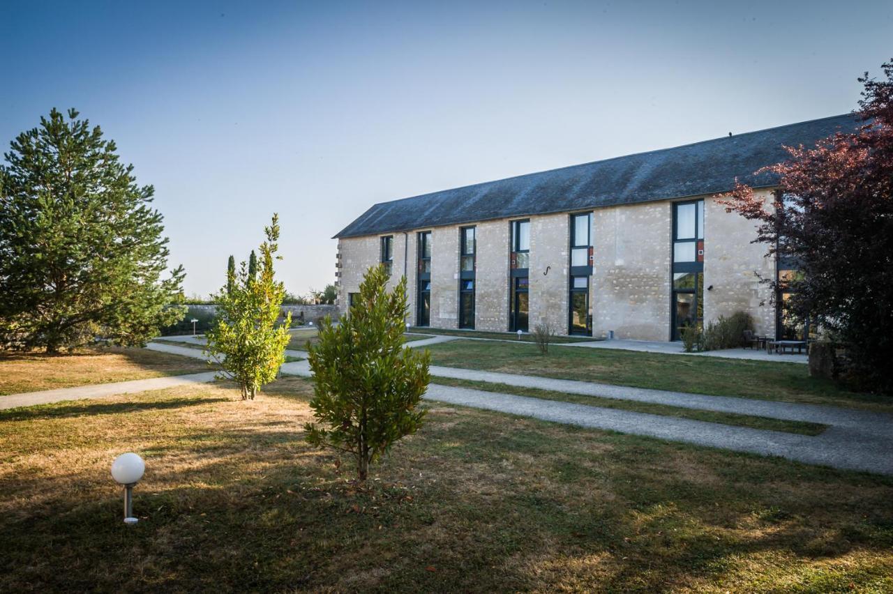 Hotel Domaine Du Normandoux, The Originals Relais Tercé Esterno foto